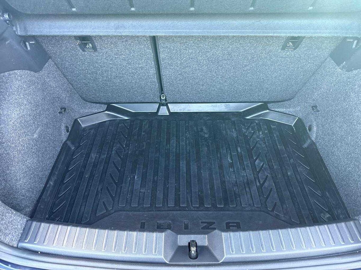 SEAT IBIZA 1.0 TSI FR Euro 6 (s/s) 5dr